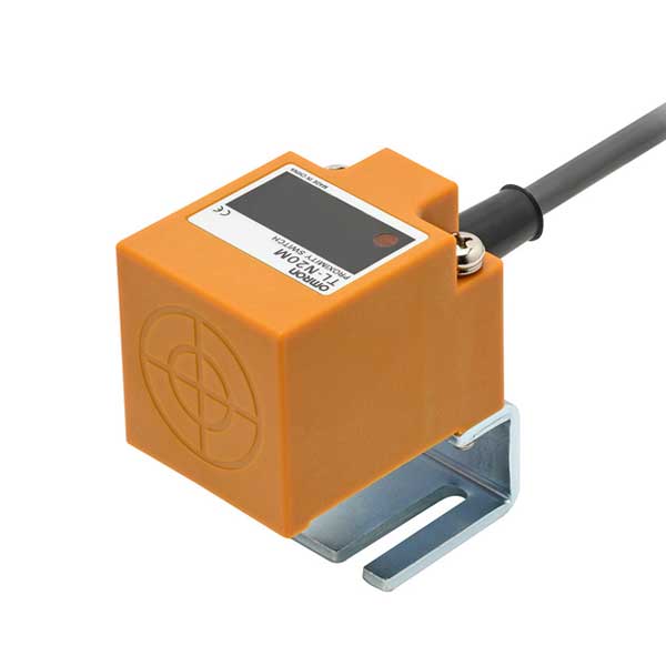 Cảm biến tiệm cận Omron TL-N20MY1 2M