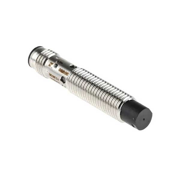Cảm biến tiệm cận Omron E2E-C06S02-MC-B1