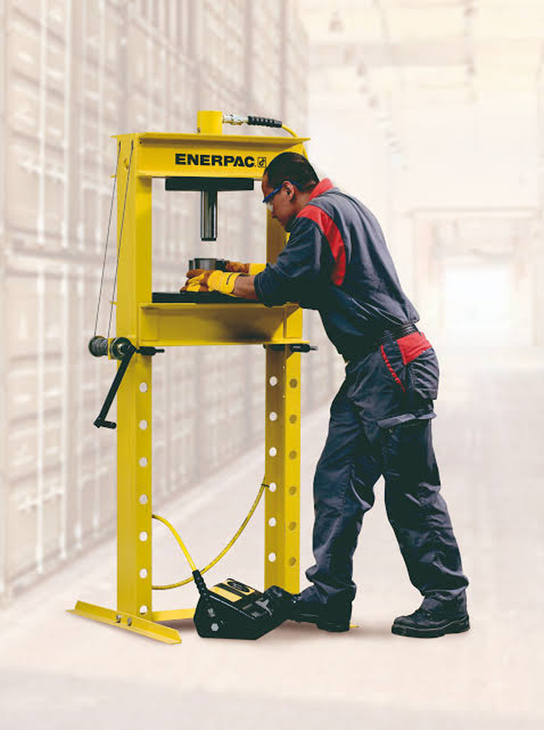 Các dòng máy ép thủy lực Enerpac: khung H, khung A, khung C, để bàn